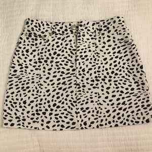 Signature 8 Dalmatian Print Jean Skirt Size SMALL